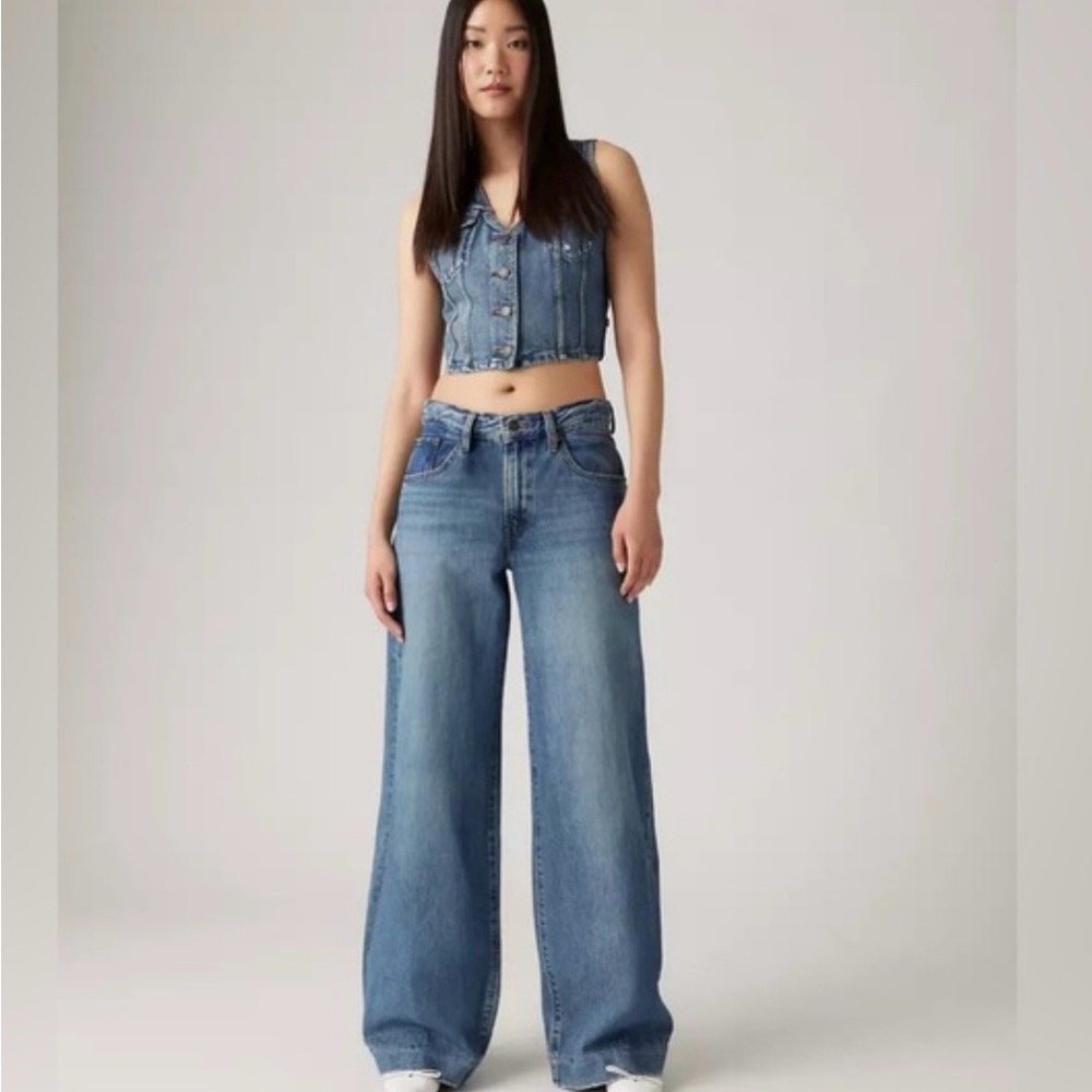 Levis XL Straight jeans size 26